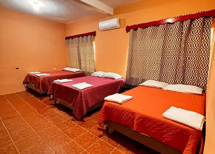 Habitacion Triple Familiar Flores