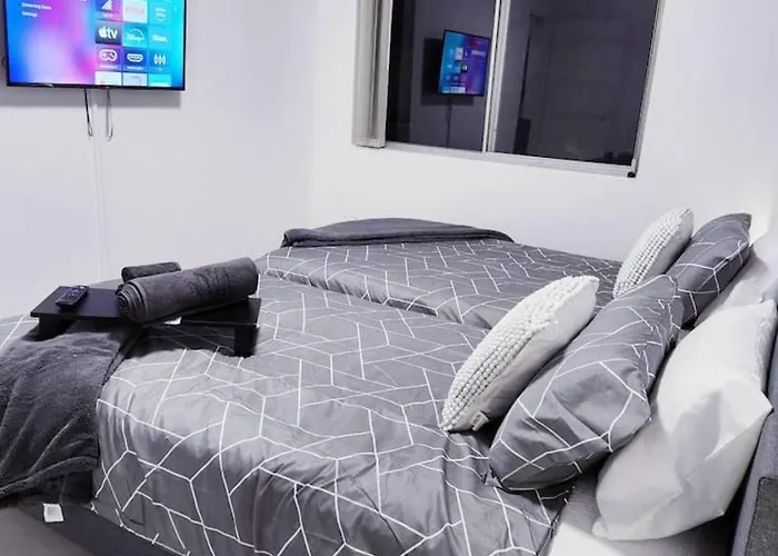 Stylish Rosehill Stay W/ Balcony Sydney