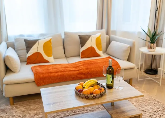 The Beach Way- Specious Apt Eastbourne
