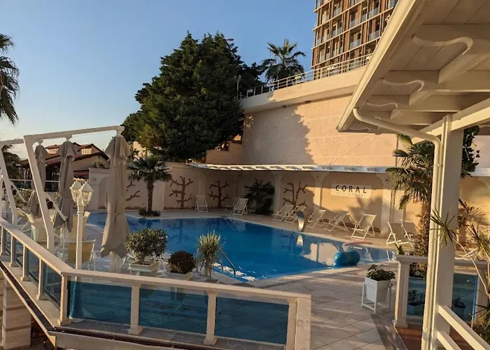 Coral Hotel & Resort Radhime