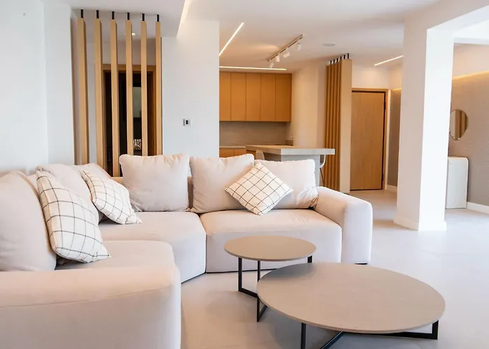 Deluxe Seafront - 2 Bed Apartment Limassol