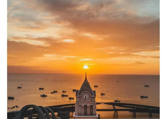 Sunset Town Phu Quoc Apartment