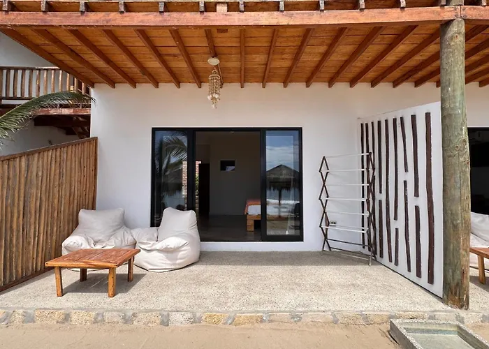 Baja Canoas Hotel Canoas de Punta Sal