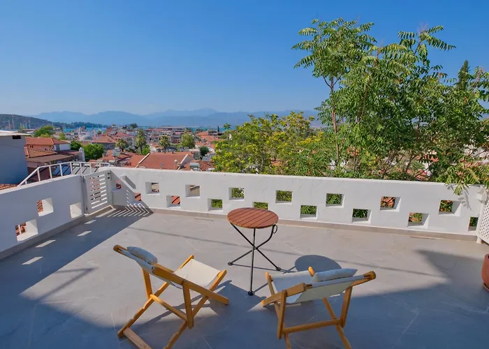 Stay At The Heart Of Fethiye - Piccolo House