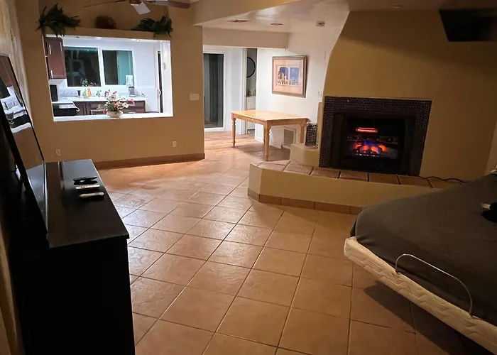 Downtown Pool Suite 1 Phoenix