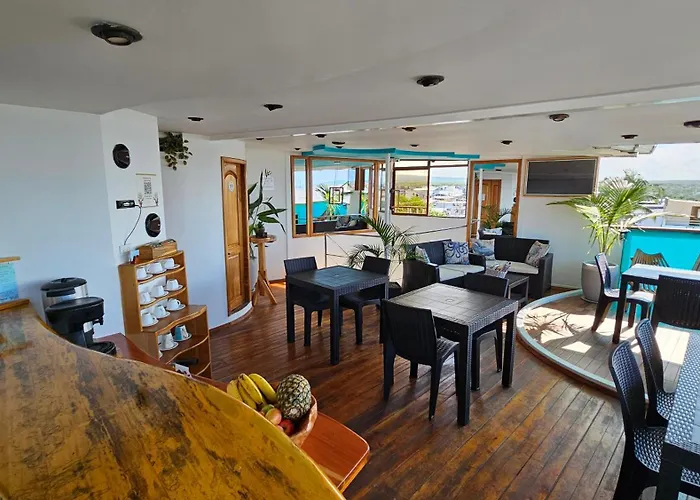 Casa Ocean Pier Bed & Breakfast Puerto Ayora 