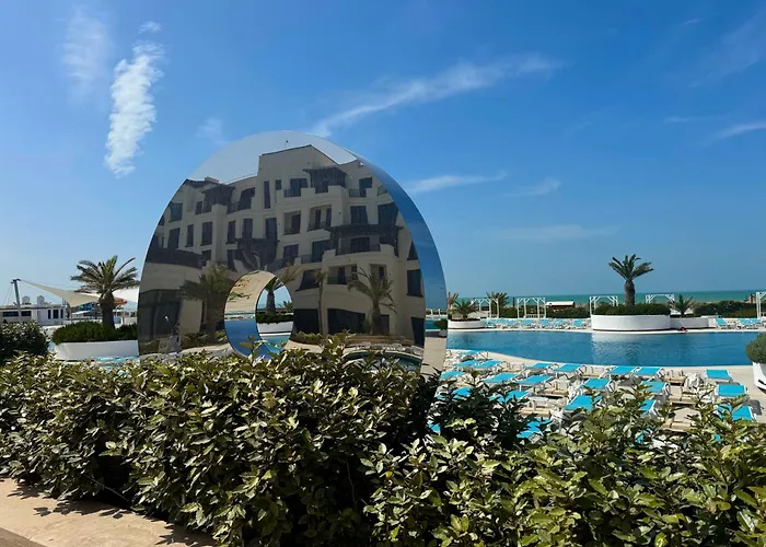 Luxury Sea View Apartment In Sea Breeze Grand Baku