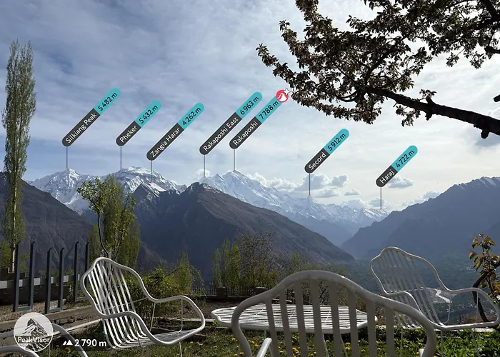 Eagle'S Nest Hotel Karimabad 