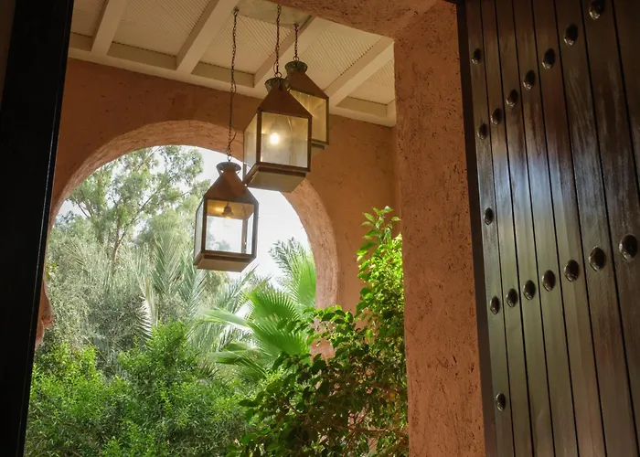 Lankah - Authentic Villa With Private Heated Pool Close To City Center Douar Caid Layadi