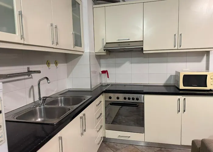 Tirana Centre Lions Gate 8 Apartment