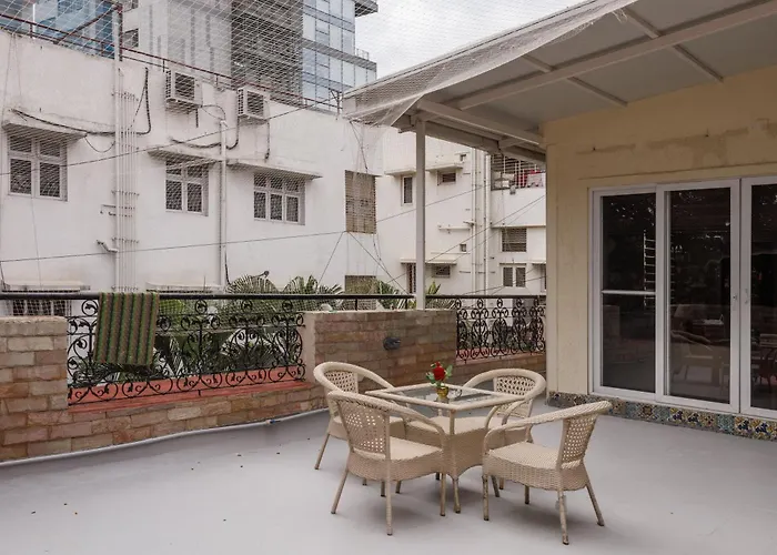 Casabelle By Redolivenr Ub City Luxury Apt Bangalore