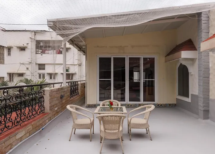 Casabelle By Redolivenr Ub City Luxury Apt Bangalore