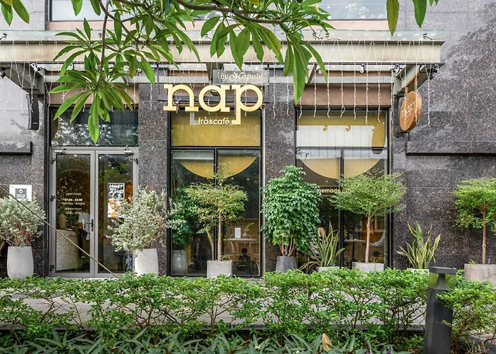 Stylist Studio Saigon Royal Hana Apart Ho Chi Minh City