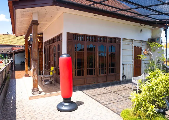 Naughty Nest Hostel Bali Canggu 