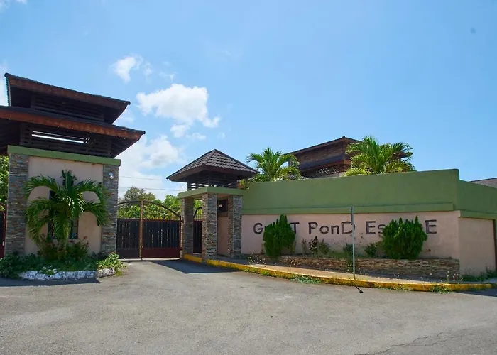 Dejee Lodging Ocho Rios