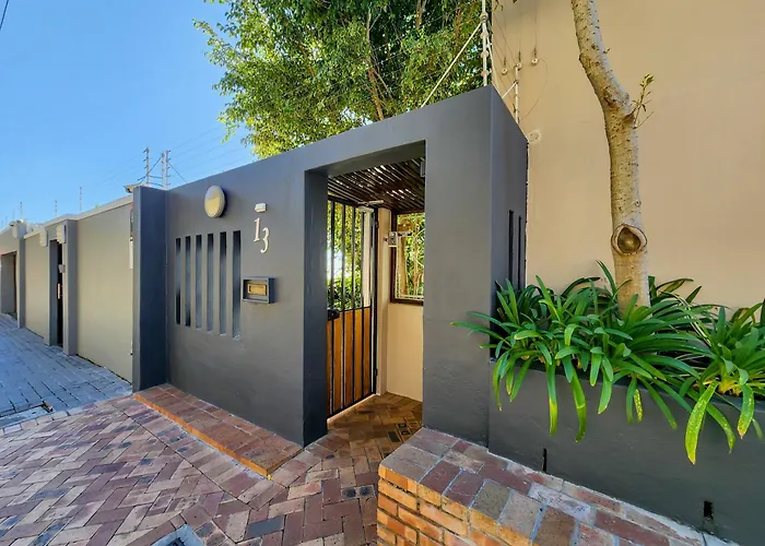 Bluegum Hill Guesthouse & Apartments Cape Town