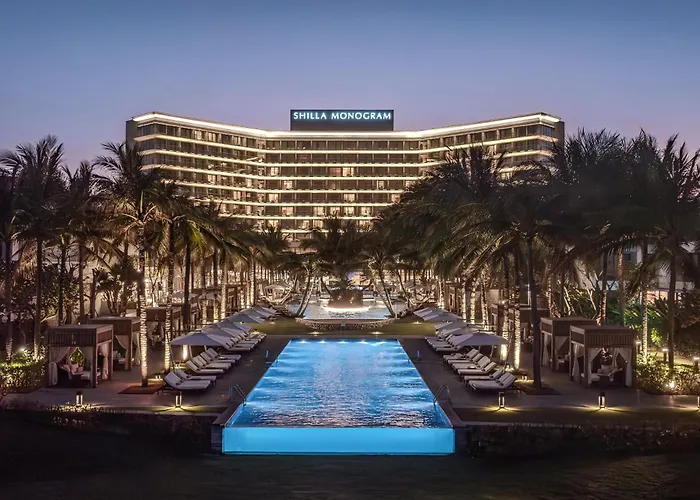 Shilla Monogram Danang Hotel Tra Khe