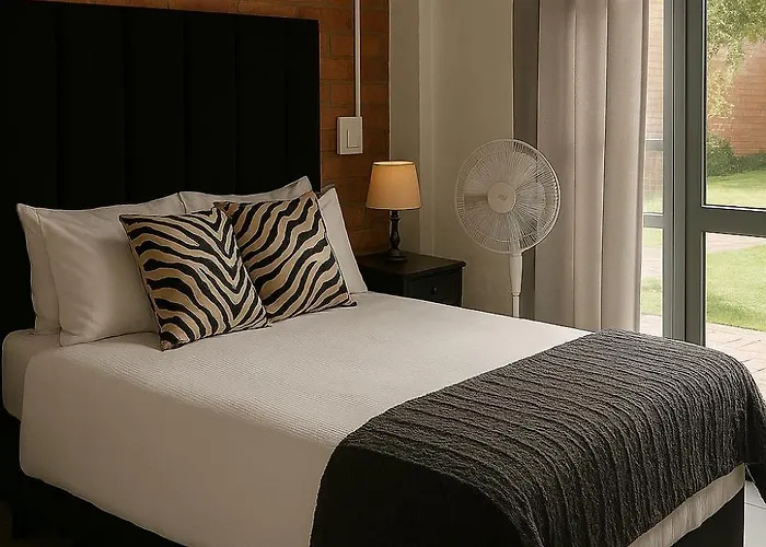 Charming Apartment With Private Balcony Johannesburg