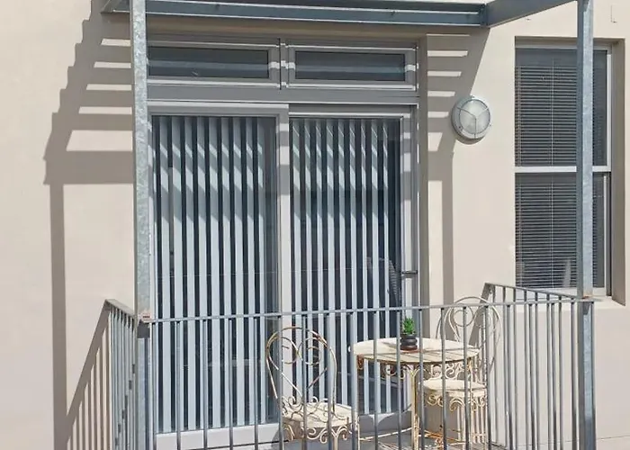 The Madge Self Catering Apartment Paarl