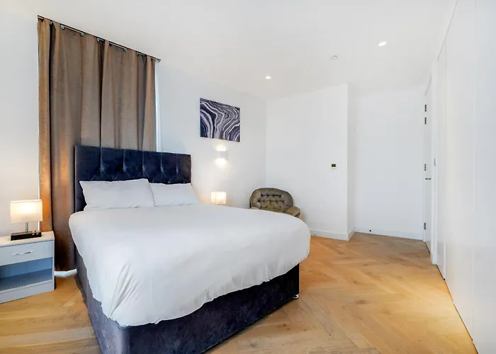 The Zurich Apartment, 6 Beds, 15Mins To Central London, 10Mins Wembley Stadium