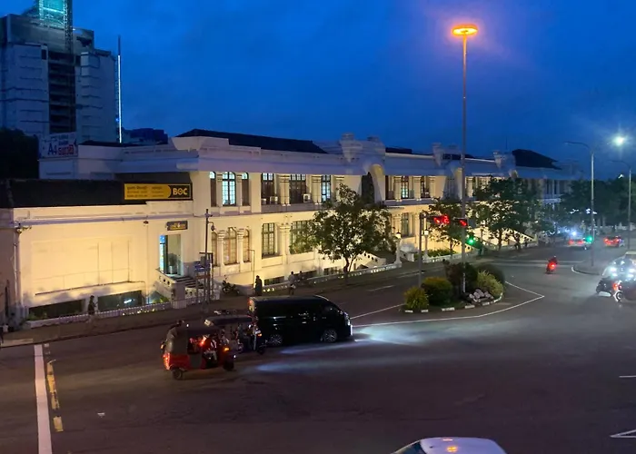 Urban Deck Bed & Breakfast Colombo
