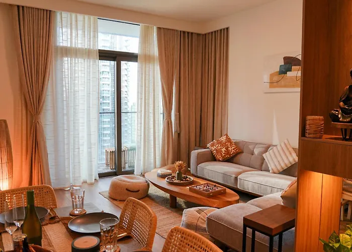 Luxury Downtown Dubai Burj Khalifa & Fountain View Apartment