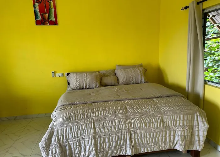 K-Rose Guesthouse And Travel Lodge Accra