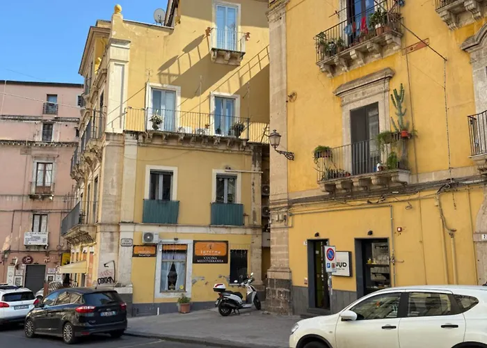 Aradas Home L Relax And Comfort In Catania Historical Centre