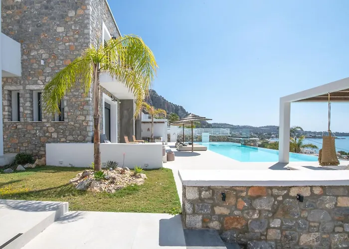 Elements Villas Lartos