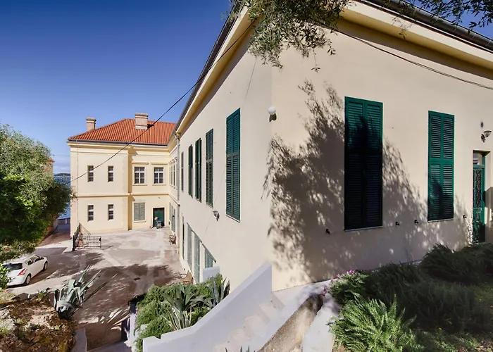 1901 On Sea Hotel Vis