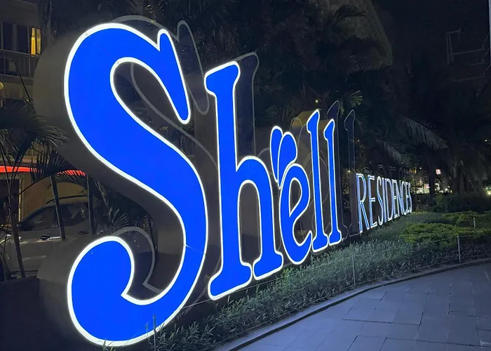 Aiza'S Condotel In Shell Residences Near Moa And Naia Manila