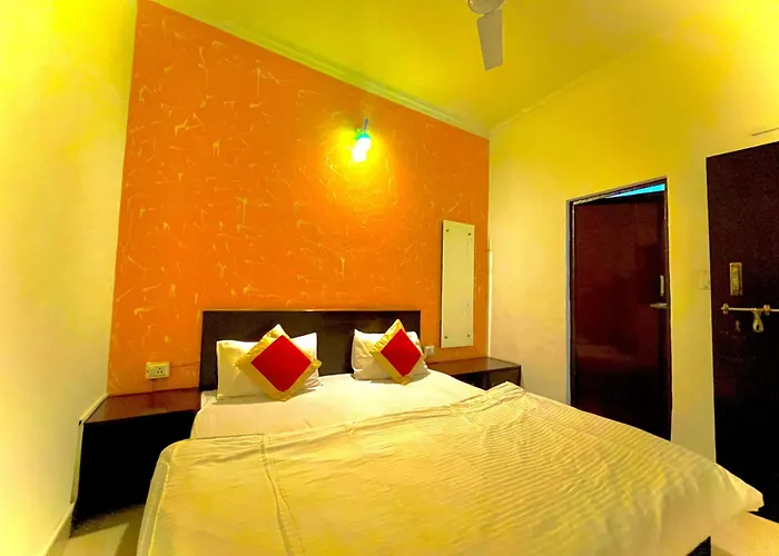 Cozy Nest Homestay - Taj View 500M From Taj Mahal Agra 