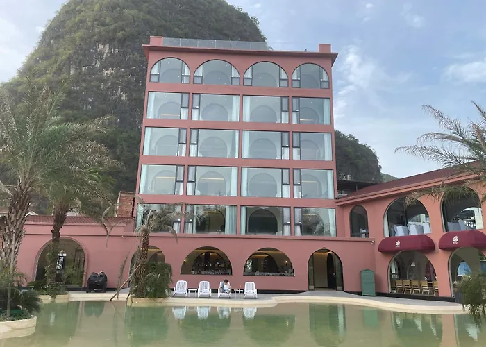 Yangshuo Norton Manor Resort