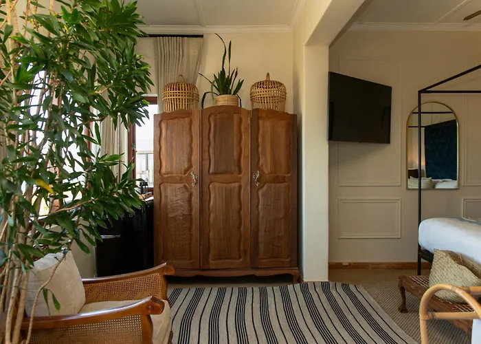 Sonnekus Boutique Hotel & Bistro Kalk Bay