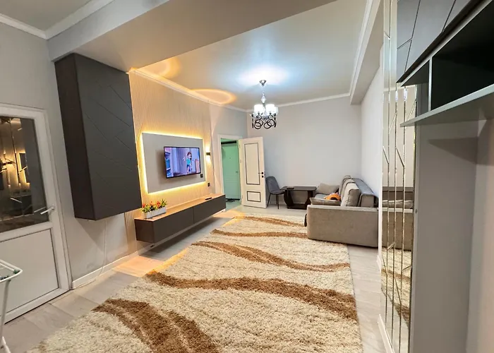 Center Cozy Apartment Bishkek