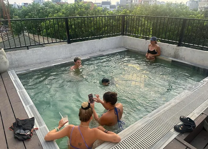 Quiri Hostel Hanoi