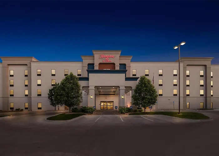 Hampton Inn Omaha/West Dodge Road, Old Mill Boys Town