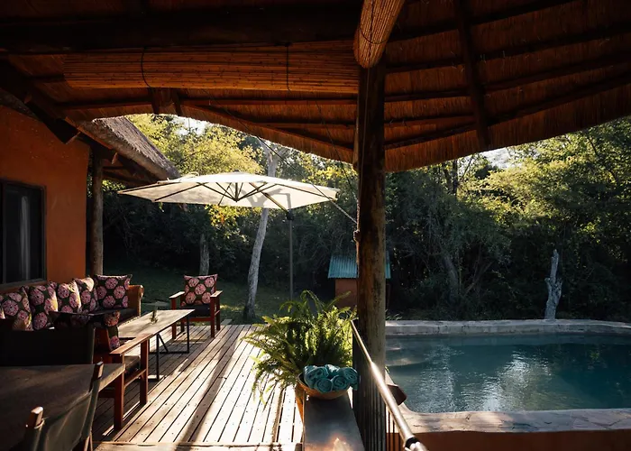 Chundukwa River Lodge - Self Catering House Livingstone