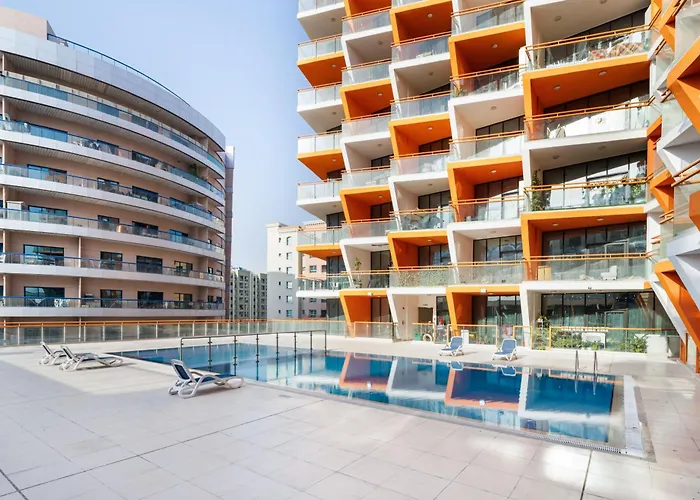 Stylish Studio Apartment In Binghatti Crystals Dubai