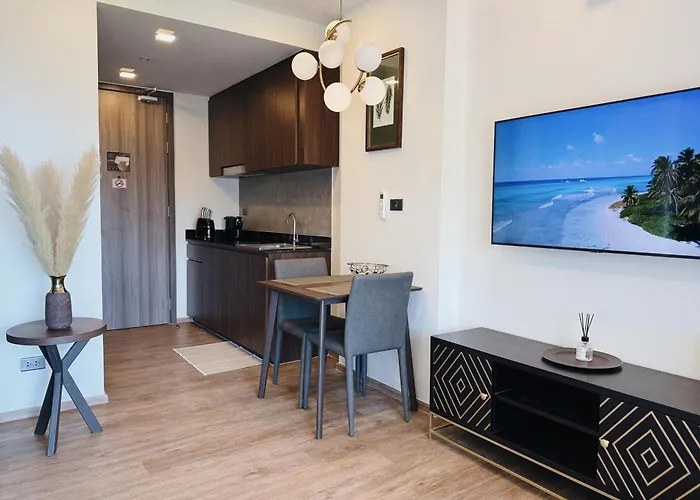 Praud Karon 605 Apartment