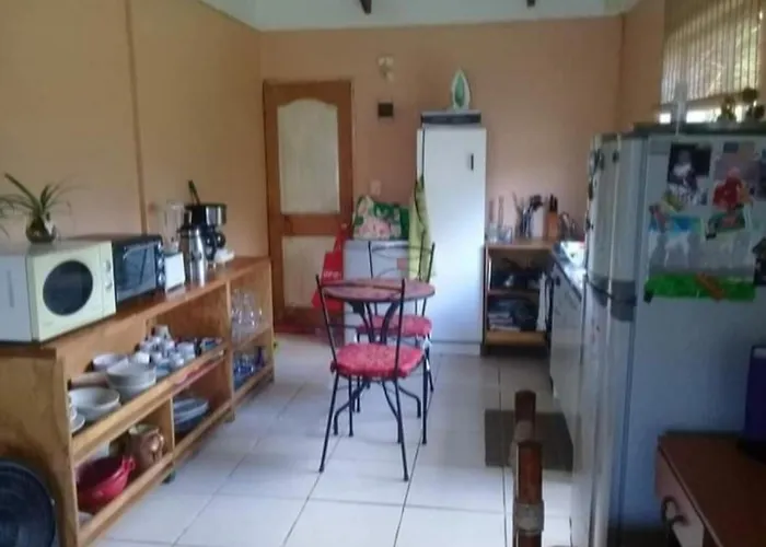 Cabanas Rapanui Keka Hanga Roa