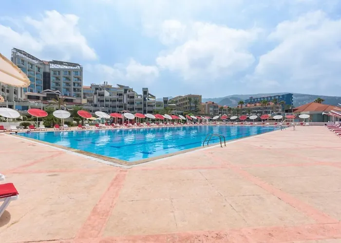 Aqualand Hotel & Resort Batroun