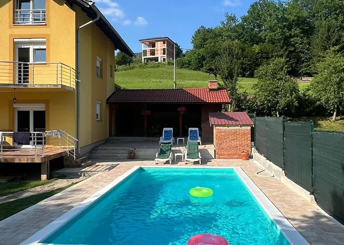Holiday Homer Vila Na Obali Vrbasa Banja Luka