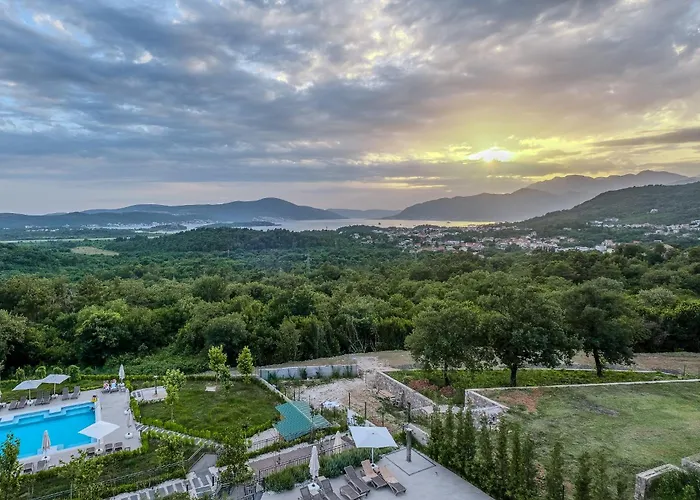Montenegro Lodge Kavac