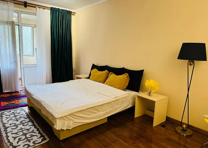 Уютный Уголок Рядом С Цумом И Гумом 1 Apartment Bishkek
