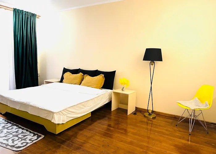 Уютный Уголок Рядом С Цумом И Гумом 1 Apartment Bishkek