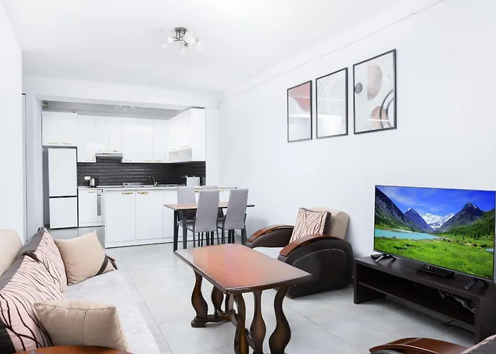 Modern 2-Bedroom Stay In Central Yerevan