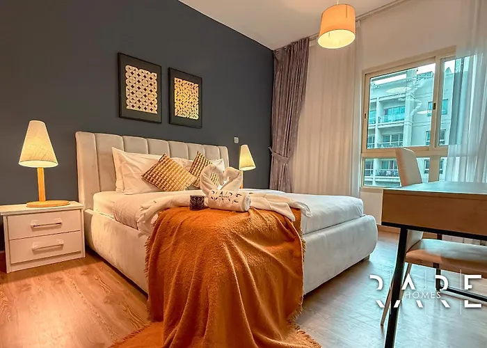 Rare Holiday Homes - Near Metro Station - Greens - Al Arta - R215 Dubai