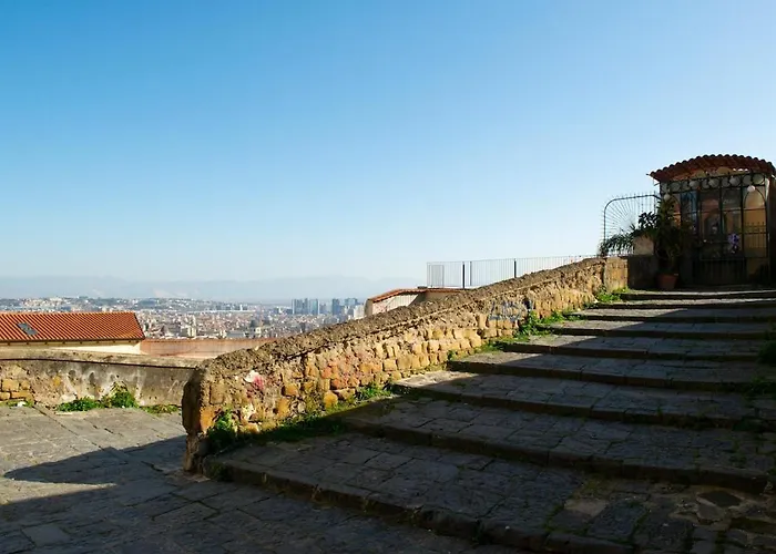 Loft With Panoramic View - 4 Guests Apartment Naples