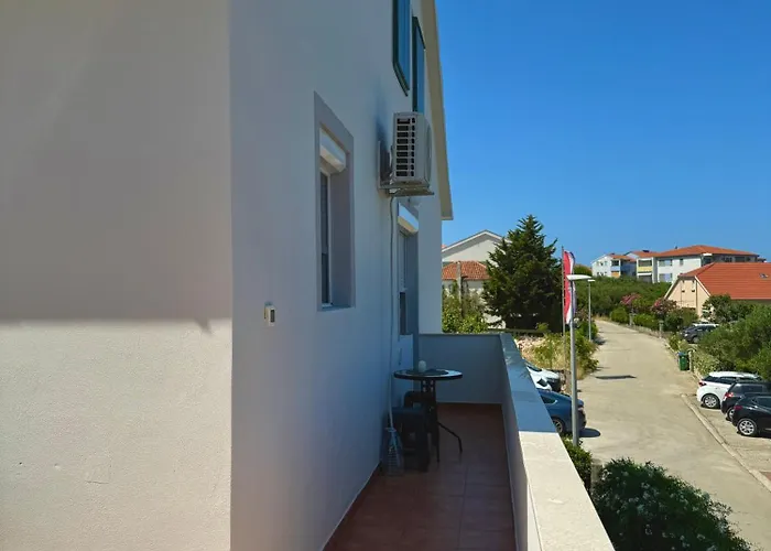 Cozy Studio With Balcony & Free Parking Murter